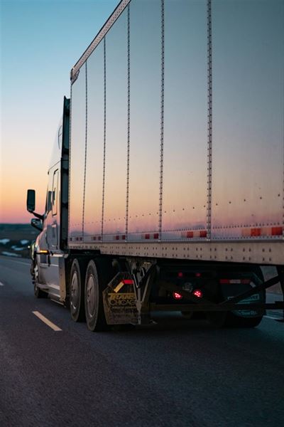 Lastbilen - Kernen i transportindustrien