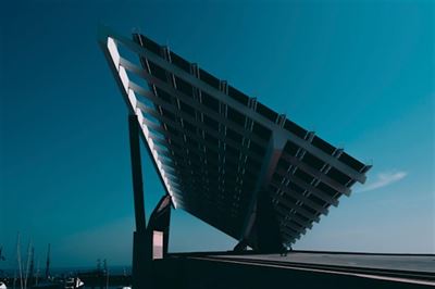 Hvordan fungerer solcellepaneler?