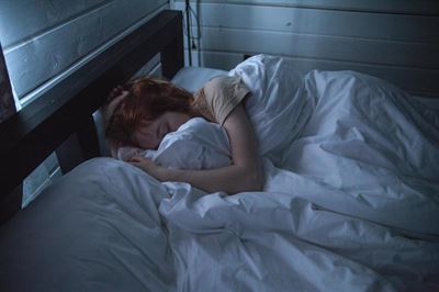 Sover du dårligt? Disse 2 ting kan påvirke din nattesøvn
