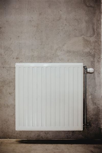 Den bedste pladsbesparende opvarmningsløsning - vertikal radiator fra Hudevad