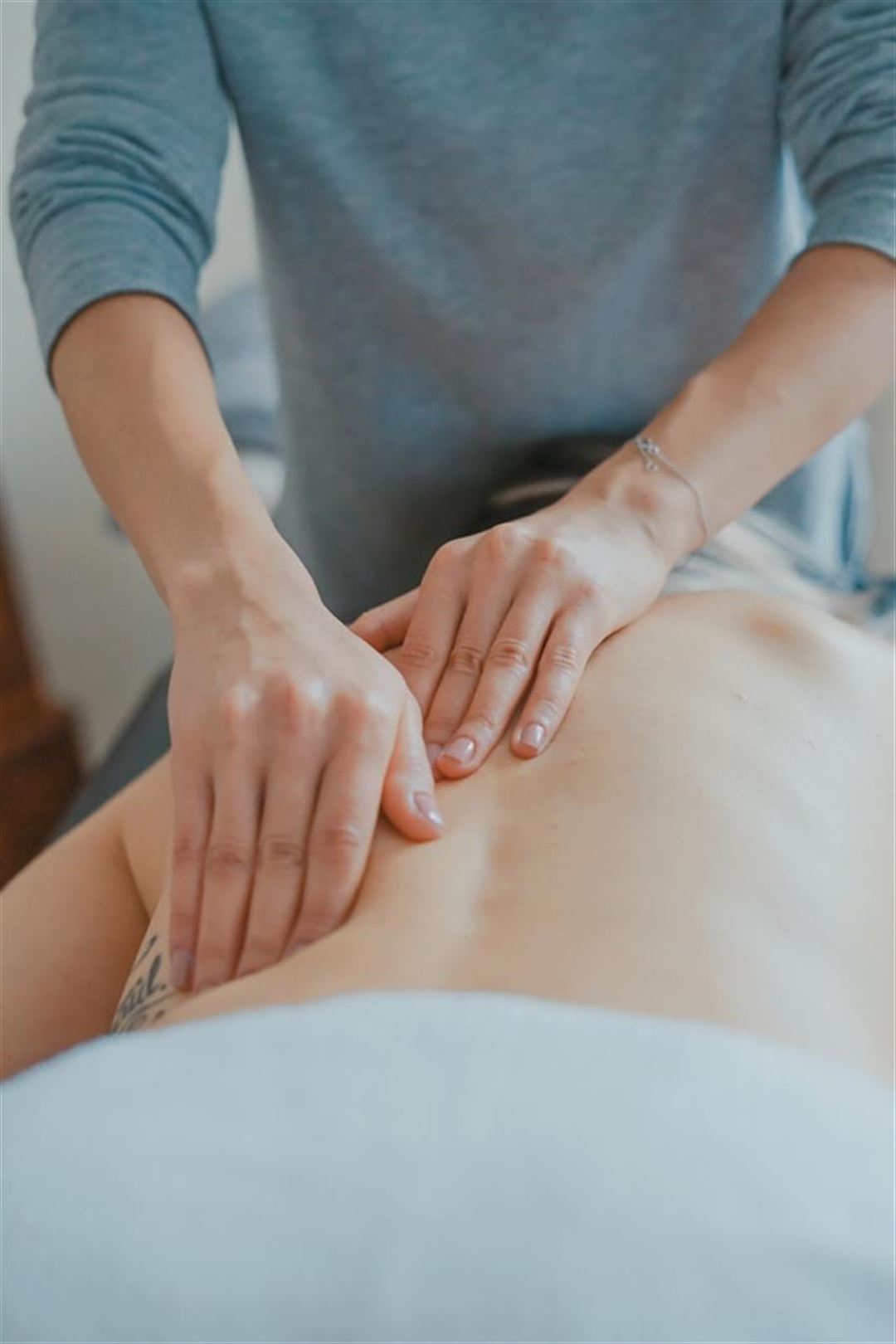 Massagebriks transportabel - en essentiel del af klinikken
