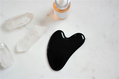 Gua sha: En guide til den gamle kinesiske helbredende teknik