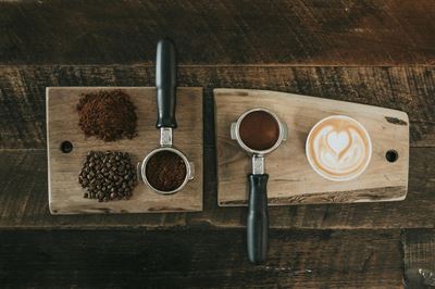 Sådan vælger du de bedste kaffemaskiner og termokrus til dit hjem