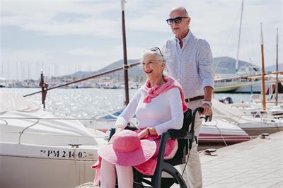 Oplev fordelene ved en kvalitets rollator til ældre fra SeniorSalg.dk