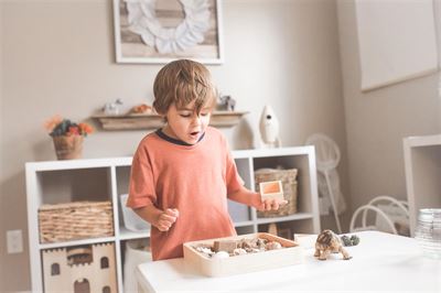 Skab struktur i dit barns travle hverdag