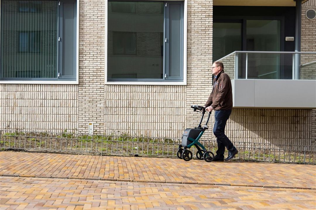 Kvalitetsrollatorer för ökad mobilitet och självständighet hos SeniorSalg