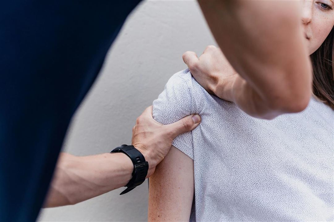 Skuldersmerter - årsager, behandling og forebyggelse