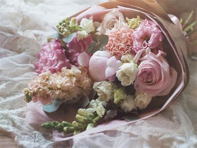 Blomsterbuketter - en guide til skønhed og elegance