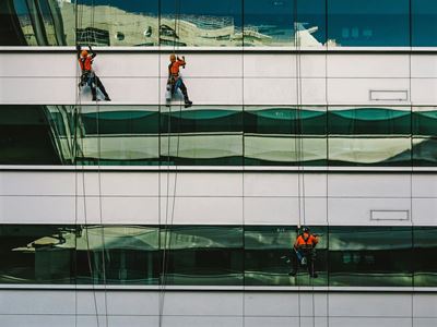 Vinduespudser erhverv - en guide til professionel vinduespolering