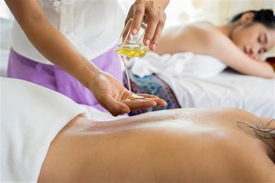 Alt, hvad du behøver at vide om massage olie