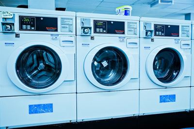 Fleksible løsninger: Leje af industrivaskemaskiner og tørretumblere!